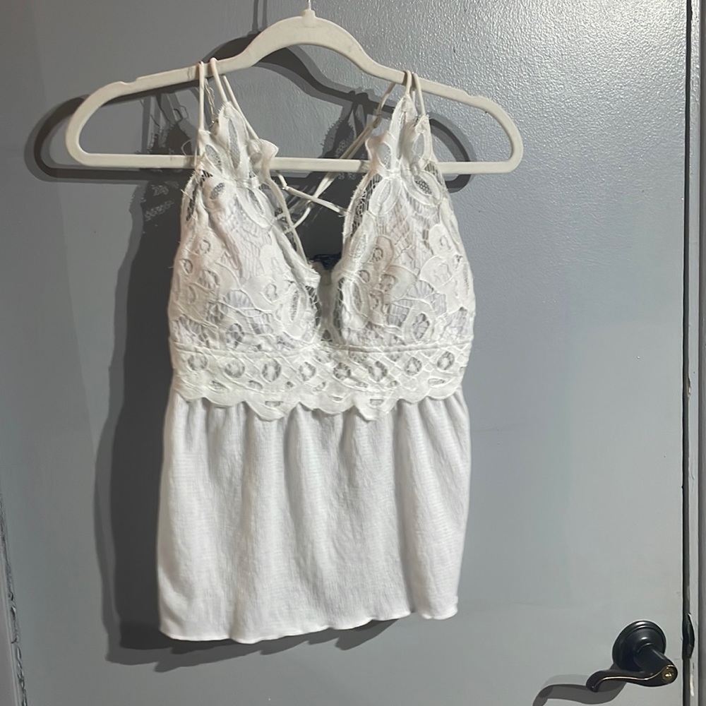 Cute crop top!